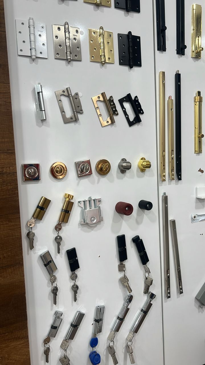 أدوات يدوية